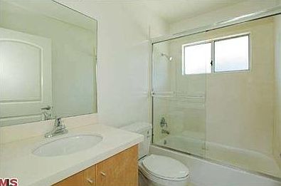 5th image of 4207 McLaughlin Ave #2