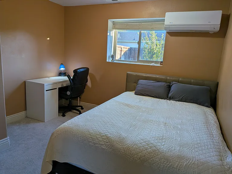 1327 E 500 S — Photo 12