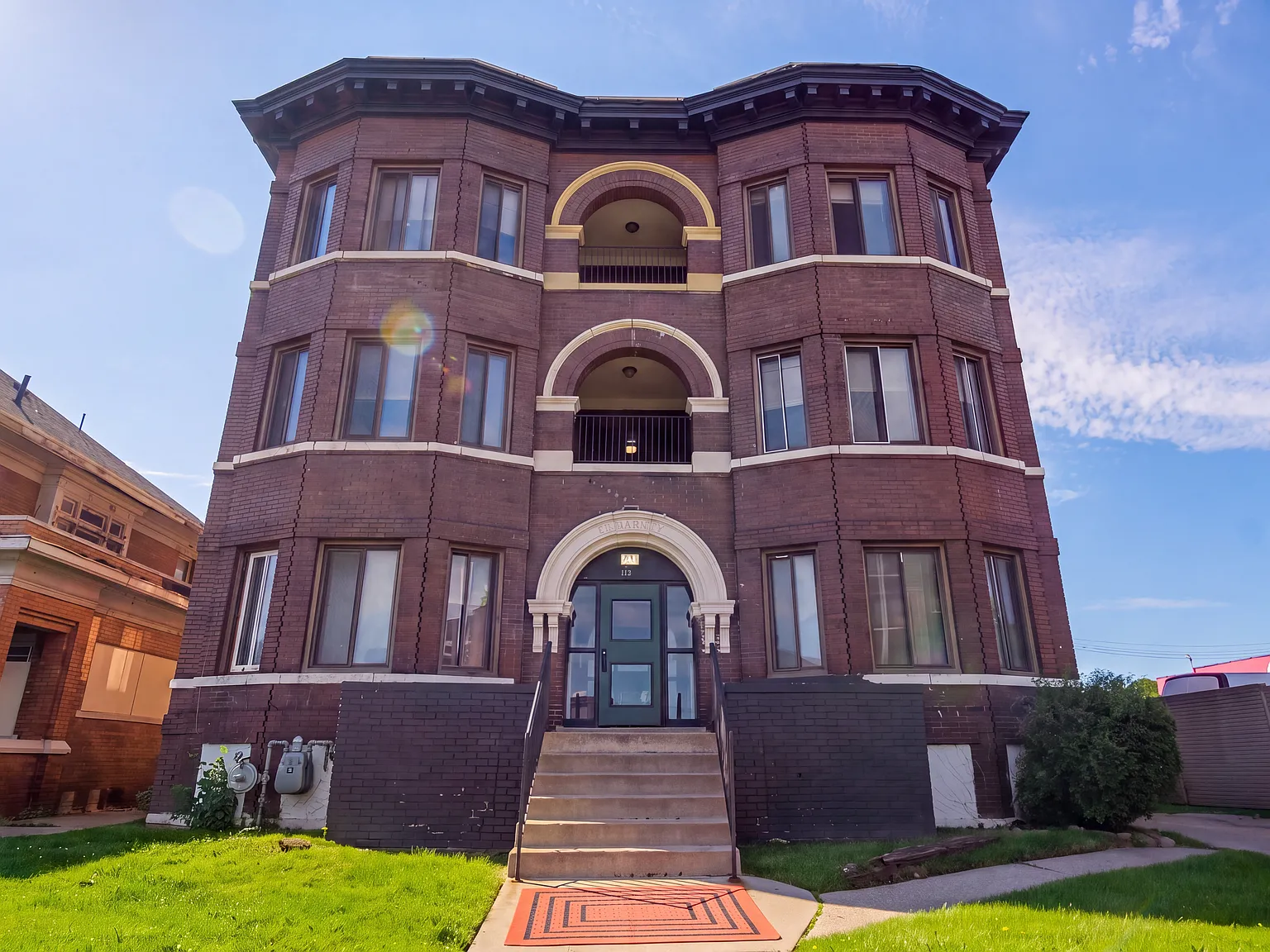 1 bed, 600 sqft, $1,050 — Photo 1