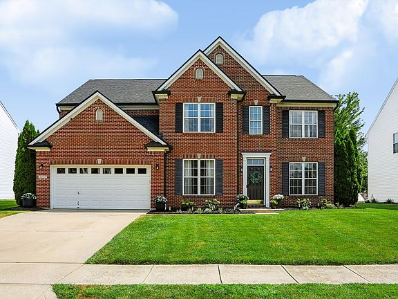 2nd image of 3273 Glenwillow Ct