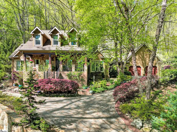 3 High Rock Ridge Dr, Landrum, SC 29356