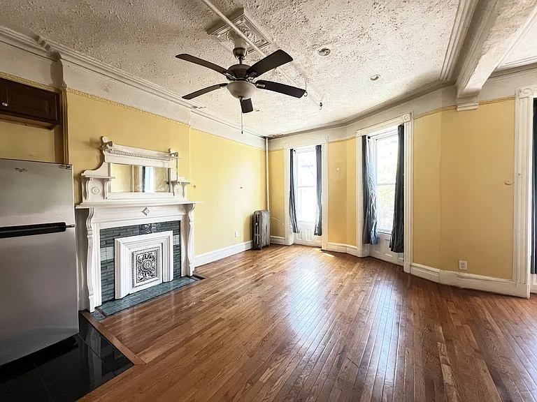 357 Halsey St #3F — Photo 1