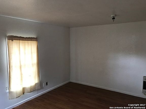 5th image of 218 Panuco St #3
