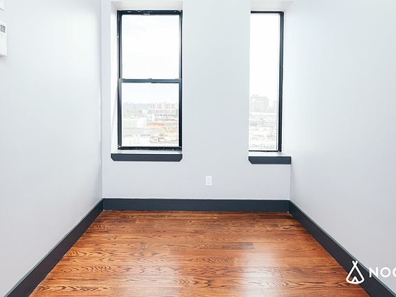 4th image of 269 Meserole St #3G