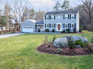 2 Rogler Farm Rd, Smithfield, RI 02917