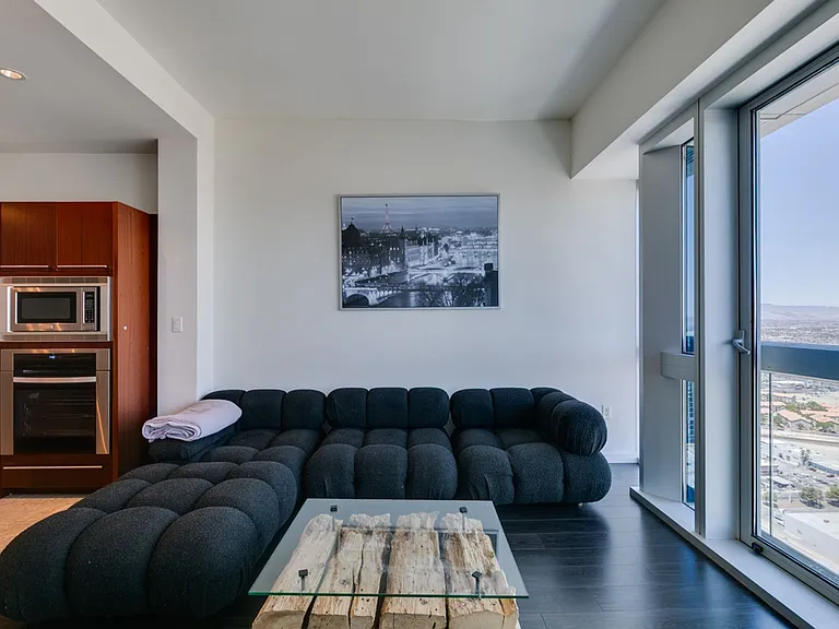 4471 Dean Martin Dr #4004 — Photo 8