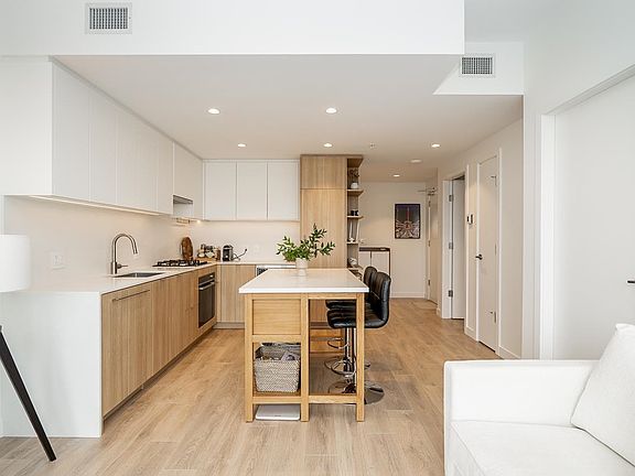 5th image of 505 Nelson St #2308
