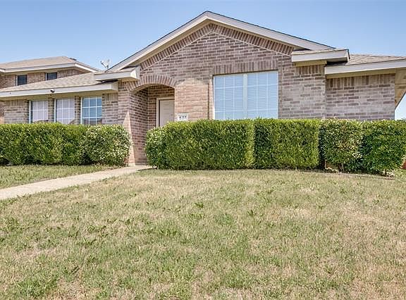 5th image of 637 Flagstaff Dr