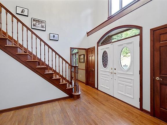 4th image of 4307 Michel Ct