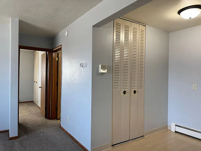 College Park Apartments — Photo 27