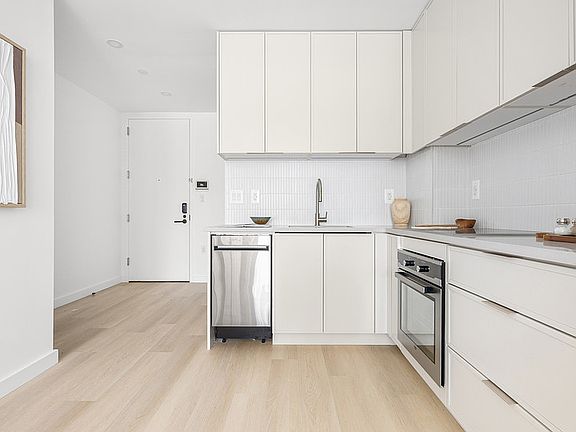 3rd image of 150 Lawrence St #901