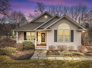 8 Odell Cir, Newburgh, NY 12550