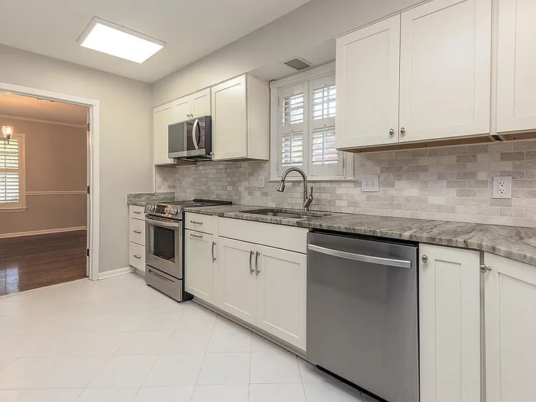 1539 Brookside Dr — Photo 31