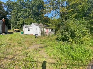 12 England Rd, North Attleboro, MA 02760