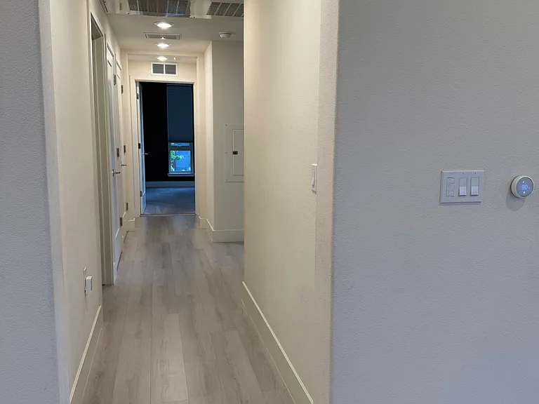 430 Montague Expy #31 — Photo 7