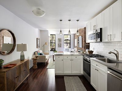 153 1/2 Stanton St APT 2FE, New York, NY, 10002