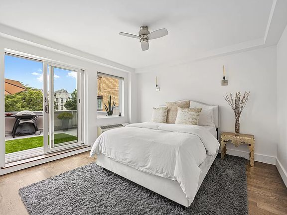 4th image of 59 Hawthorne St APT 5A