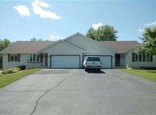 245 Longwood Dr, Janesville, WI 53548