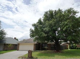 804 Castleview Dr, Arlington, TX 76001