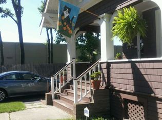 32 Osborne Ter, Springfield, MA 01104