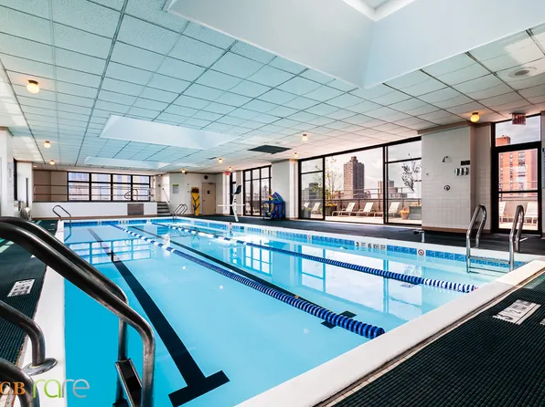 340 East 93rd Street image 9 of 15