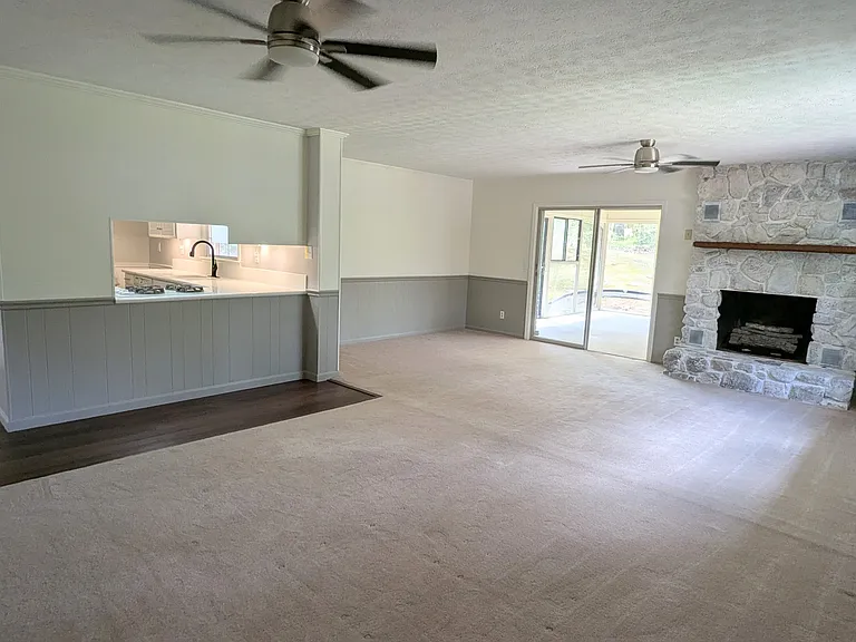 34 E Kenora Dr SW — Photo 15