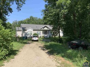 3311 NE Sherman Rd, Topeka, KS 66617