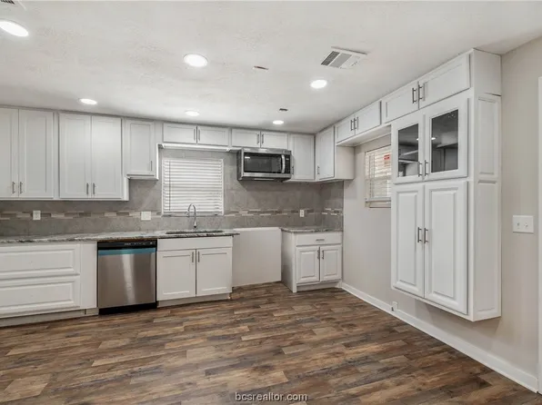 14961 Yerby Rd, Iola, TX 77861