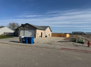 1230 NE Saddleridge St, Mountain Home, ID 83647