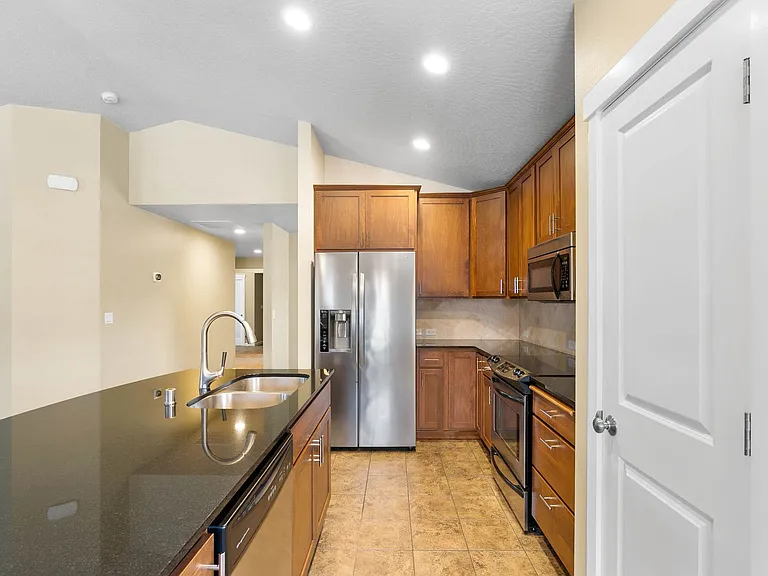 2121 N Country Vista Blvd — Photo 13