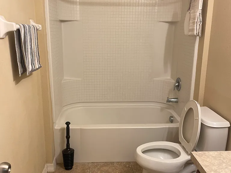 1831 Chatham Place Dr — Photo 5