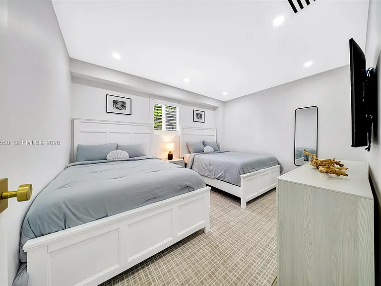 129 Nautilus Dr — Photo 60