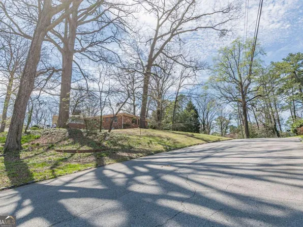 2110 Lavista Cir, Atlanta, GA 30354