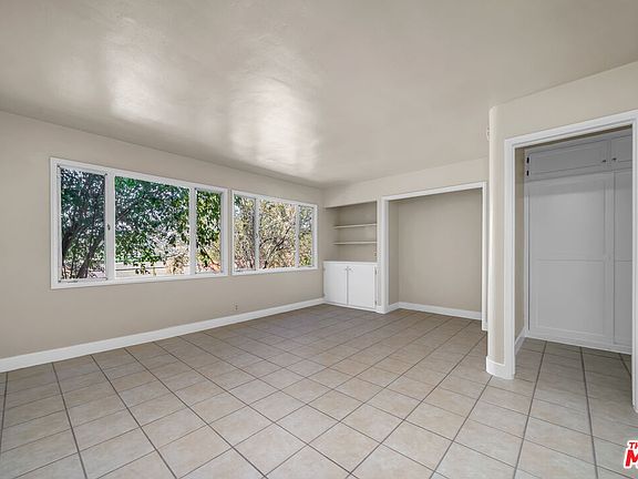 4th image of 1689 S Sargent Ct