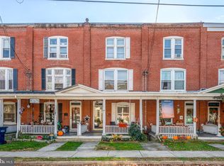 156 Front St, Lititz, PA 17543