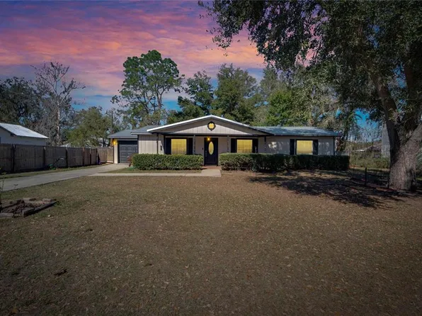 613 4th St NE, Fort Meade, FL 33841