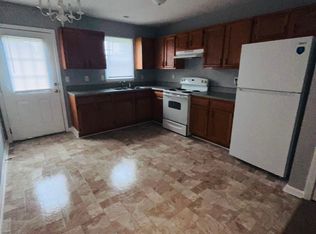 703 Davidson St, Thomasville, NC 27360