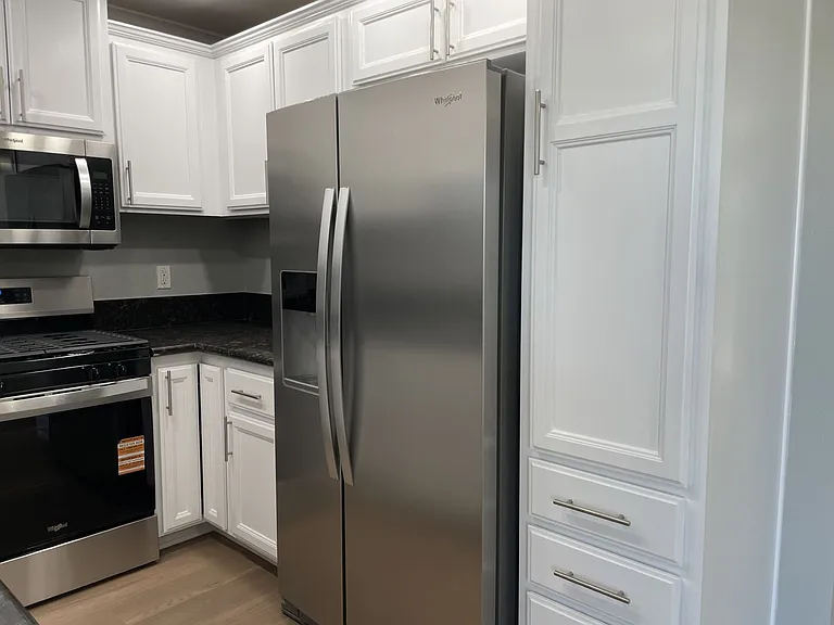 Villa Serrano Apartment Homes — Photo 44