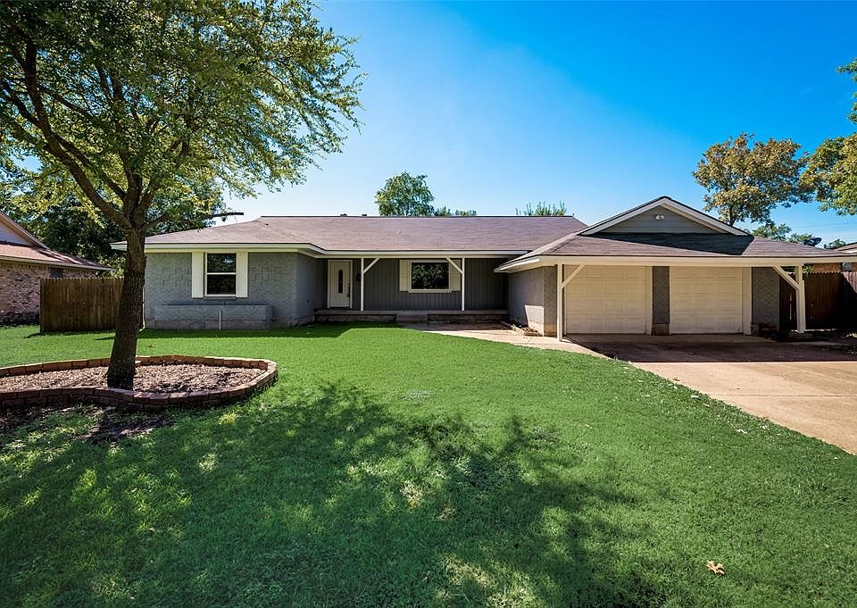 1st image of 517 Medina Dr