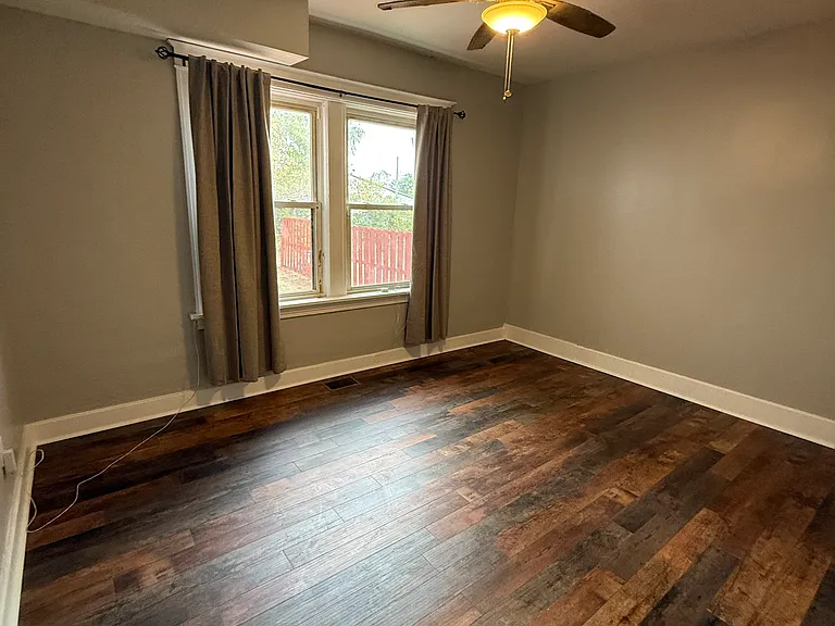 8645 Natural Bridge Rd — Photo 12