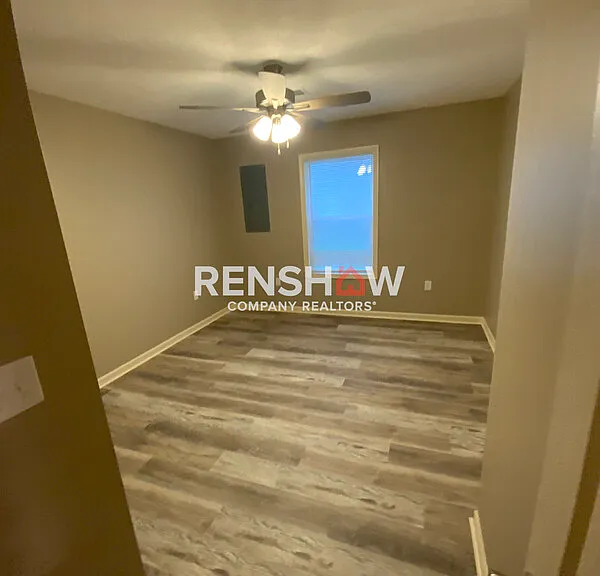 732 Tucker St — Photo 9