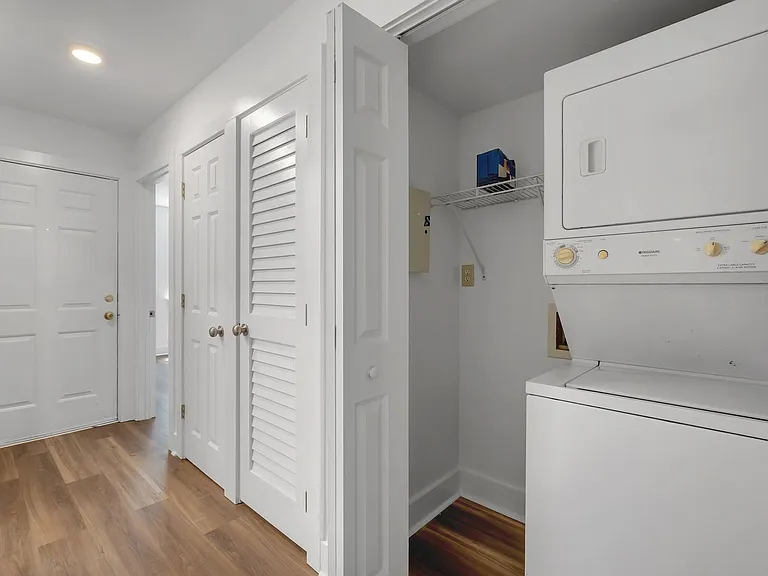 2956 Woodrich Dr — Photo 19