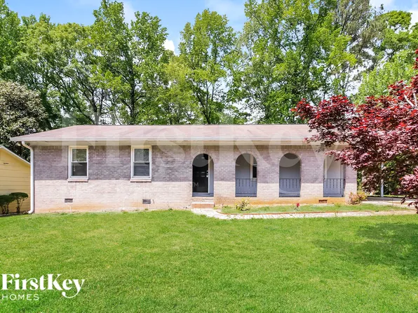 3966 Emerald North Dr, Decatur, GA 30035