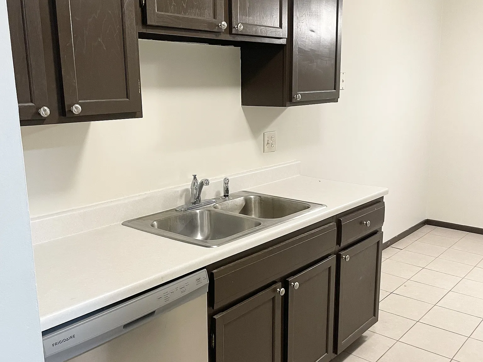 Pinecrest Apartments — Photo 4