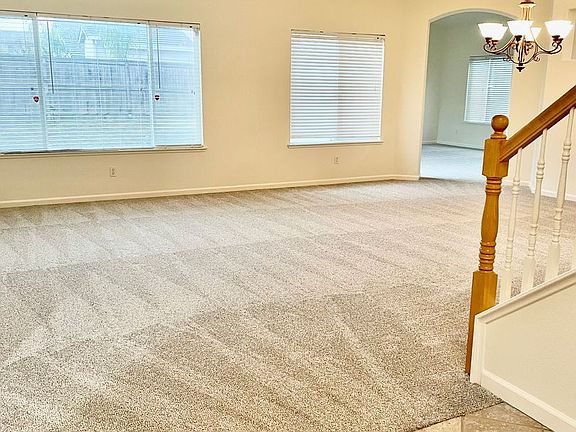 2nd image of 1607 Salizar Way