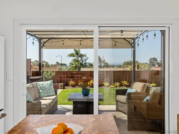 7053 Snapdragon Dr, Carlsbad, CA 92011