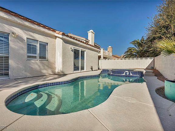 4th image of 1612 Indian Cove Ln