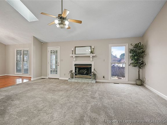 4th image of 487 Greywalls Ct