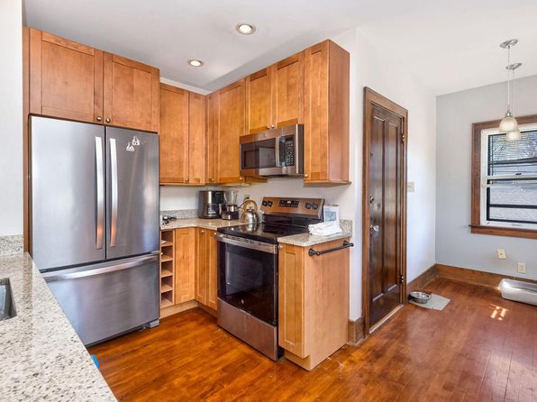 7002 West Wisconsin AVENUE, Wauwatosa, WI 53213