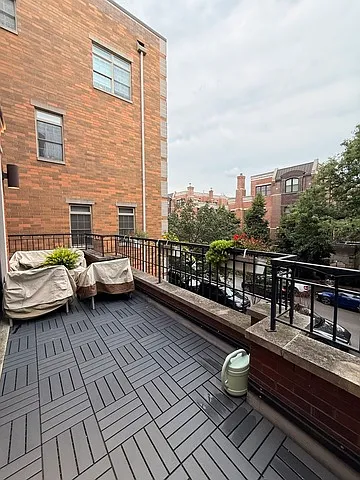 2319 W Wabansia Ave #2 — Photo 8
